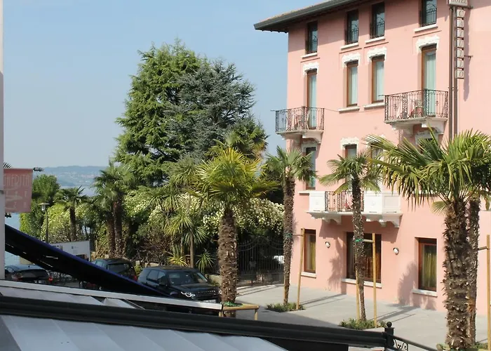 Apartament Mavino